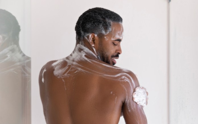 Chăm sóc cơ thể nam giới với sữa tắm trở nên phong độ hơn