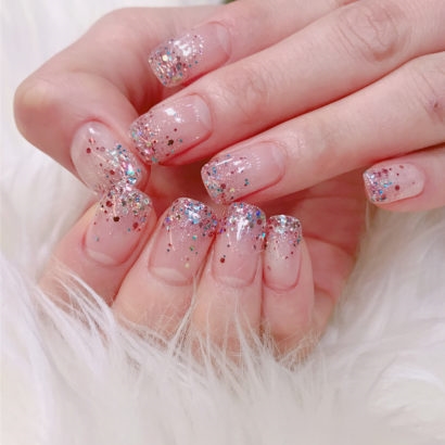 Review những mẫu nail tối giản cho chị em hướng nội