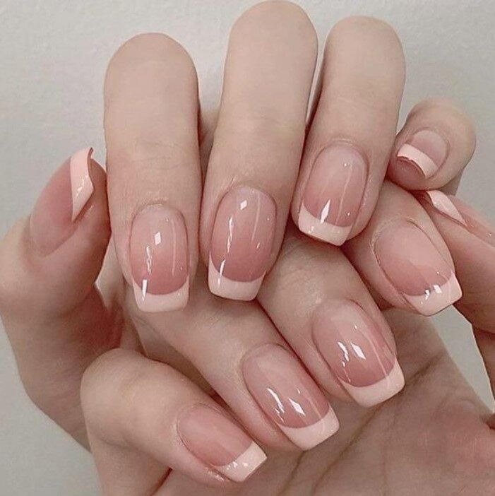 Review những mẫu nail tối giản cho chị em hướng nội