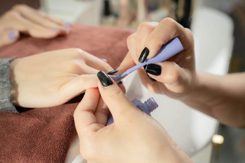 Giải pháp ngăn ngừa căng thẳng khi làm nail