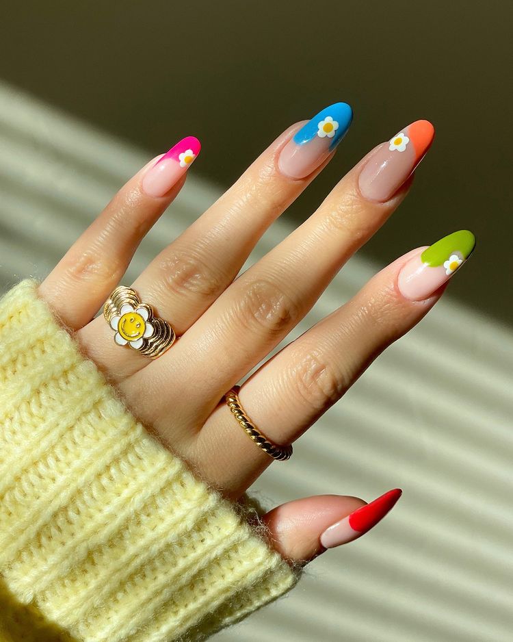 Điểm qua những mẫu nail đẹp dành cho các cô nàng sành điệu