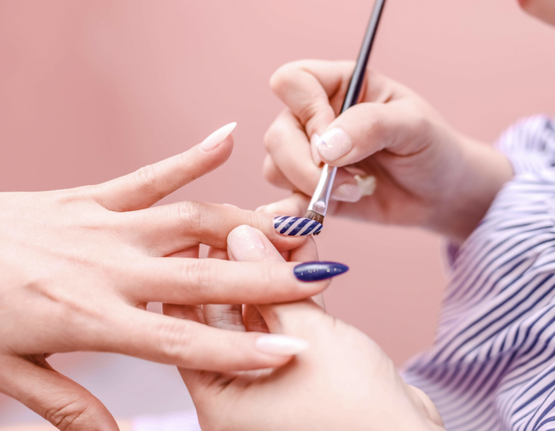 Có nên mở tiệm nail thời điểm hiện tại hay không? Phân tích chi tiết cơ hội kinh doanh