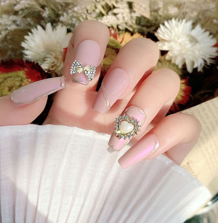 Cập nhật lịch làm nail tết 2025 bạn có thể tham khảo ngay bây giờ