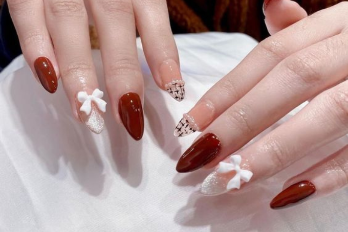 Có nên làm nail cận tết hay không? Những lưu ý khi làm nail cận tết