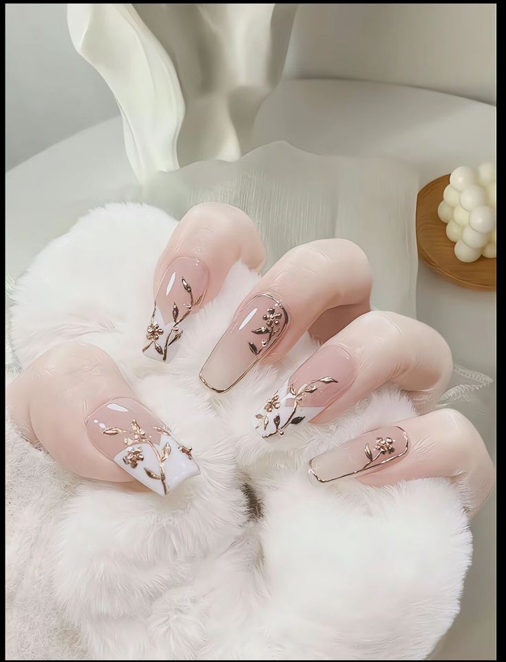 Review mẫu nail Trung Quốc đang sôi nổi trên thị trường